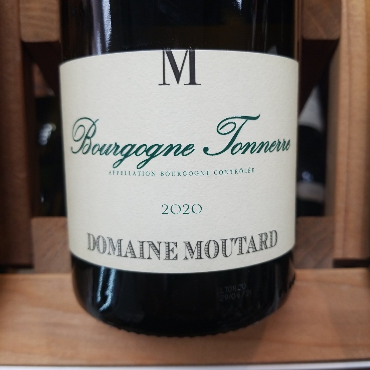 Domaine Moutard Bourgogne Chardonnay 750ml - Sip & Say