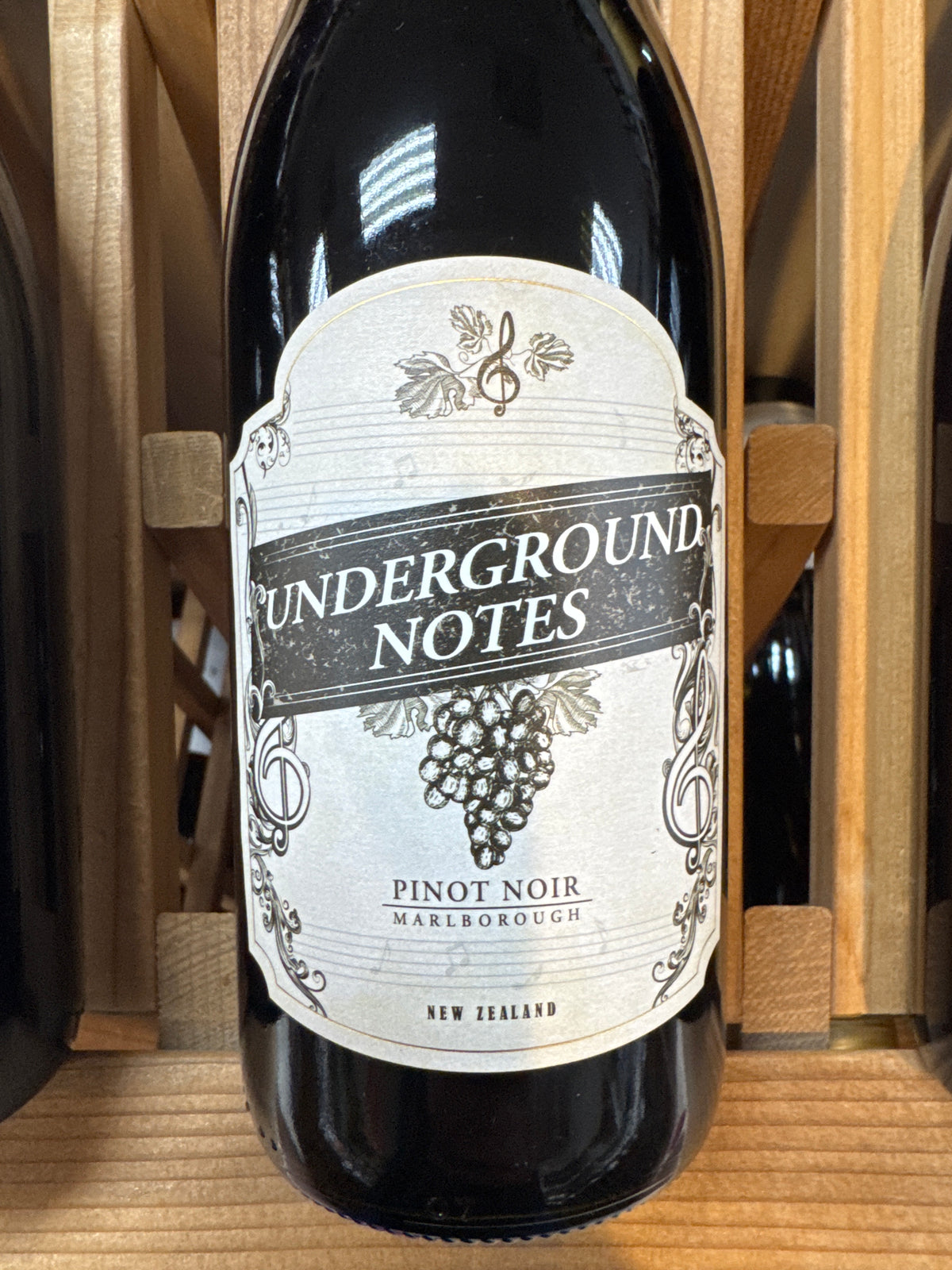 Underground Notes Pinot Noir 750ml