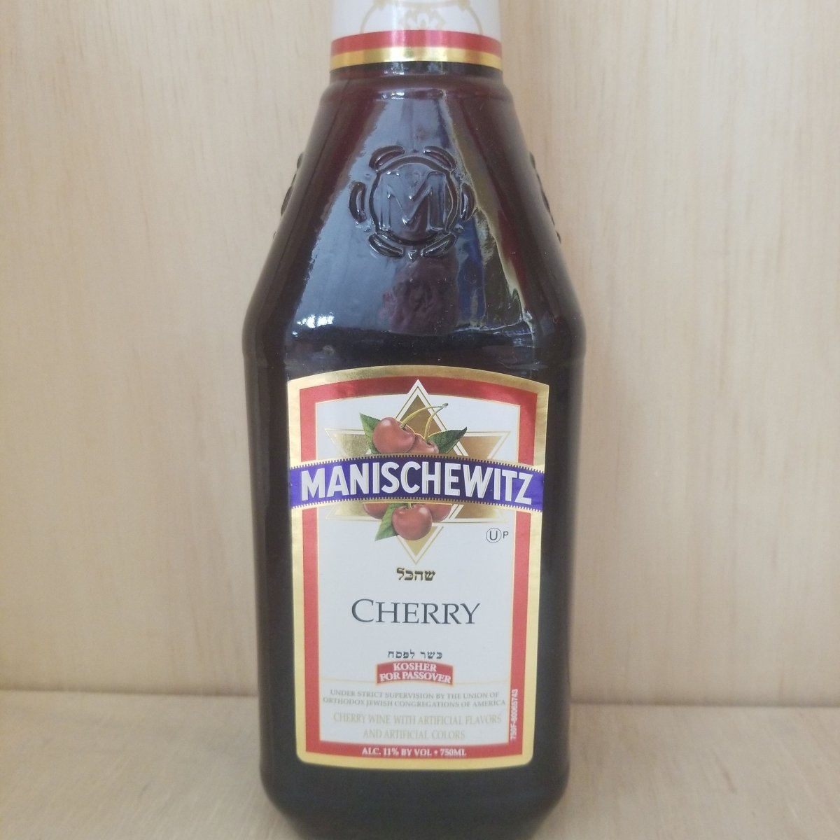 Manischewitz Cherry 750ml (Kosher for Passover) - Sip & Say