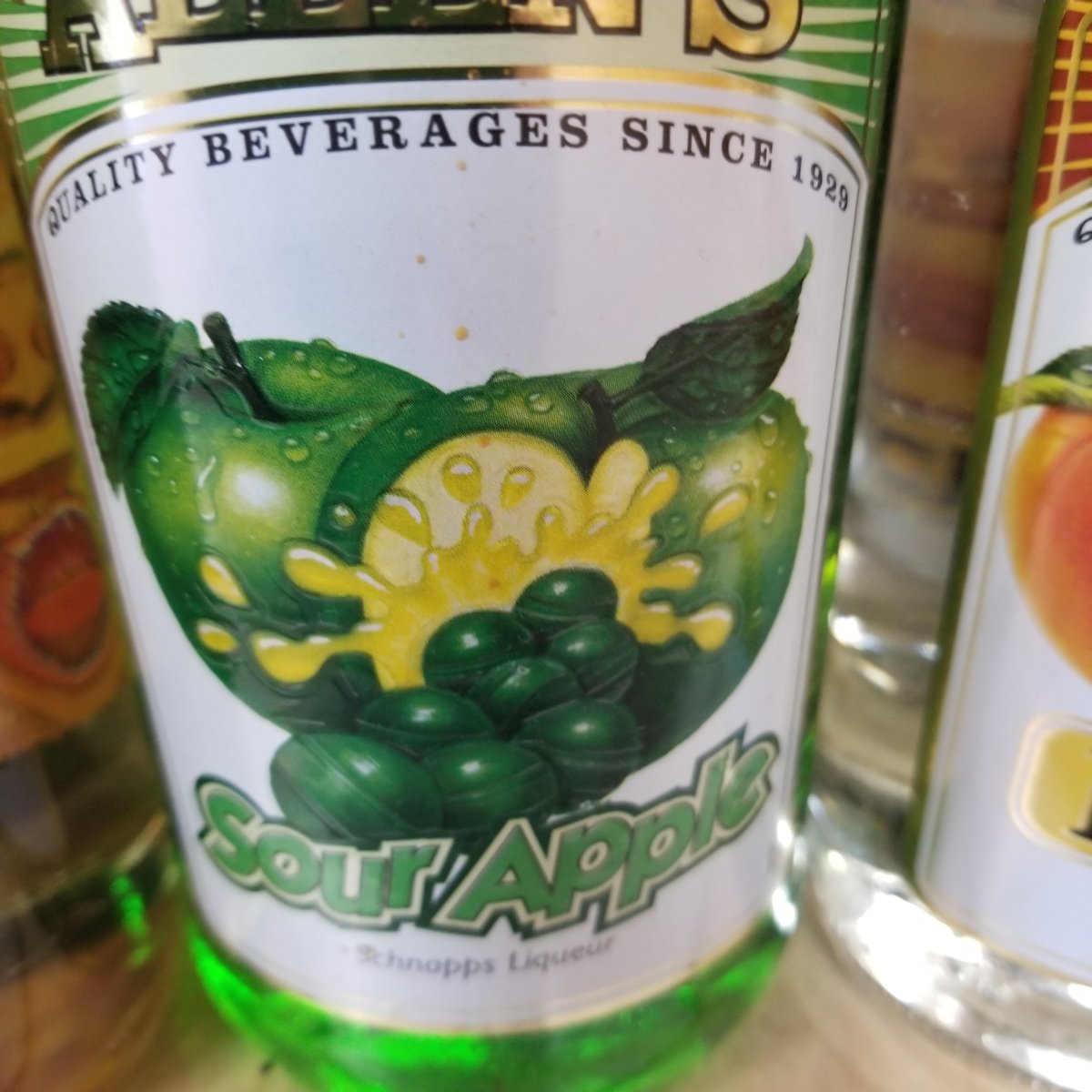 Allen's Sour Apple 1.0L - Sip & Say