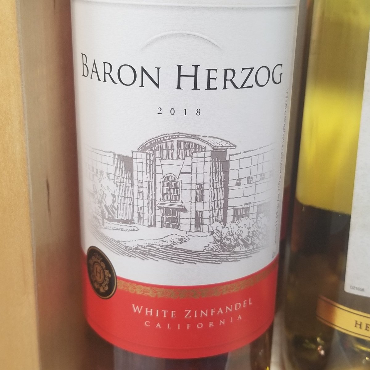 Baron Herzog White Zinfandel 750ml (Kosher for Passover/Mevushal) - Sip & Say
