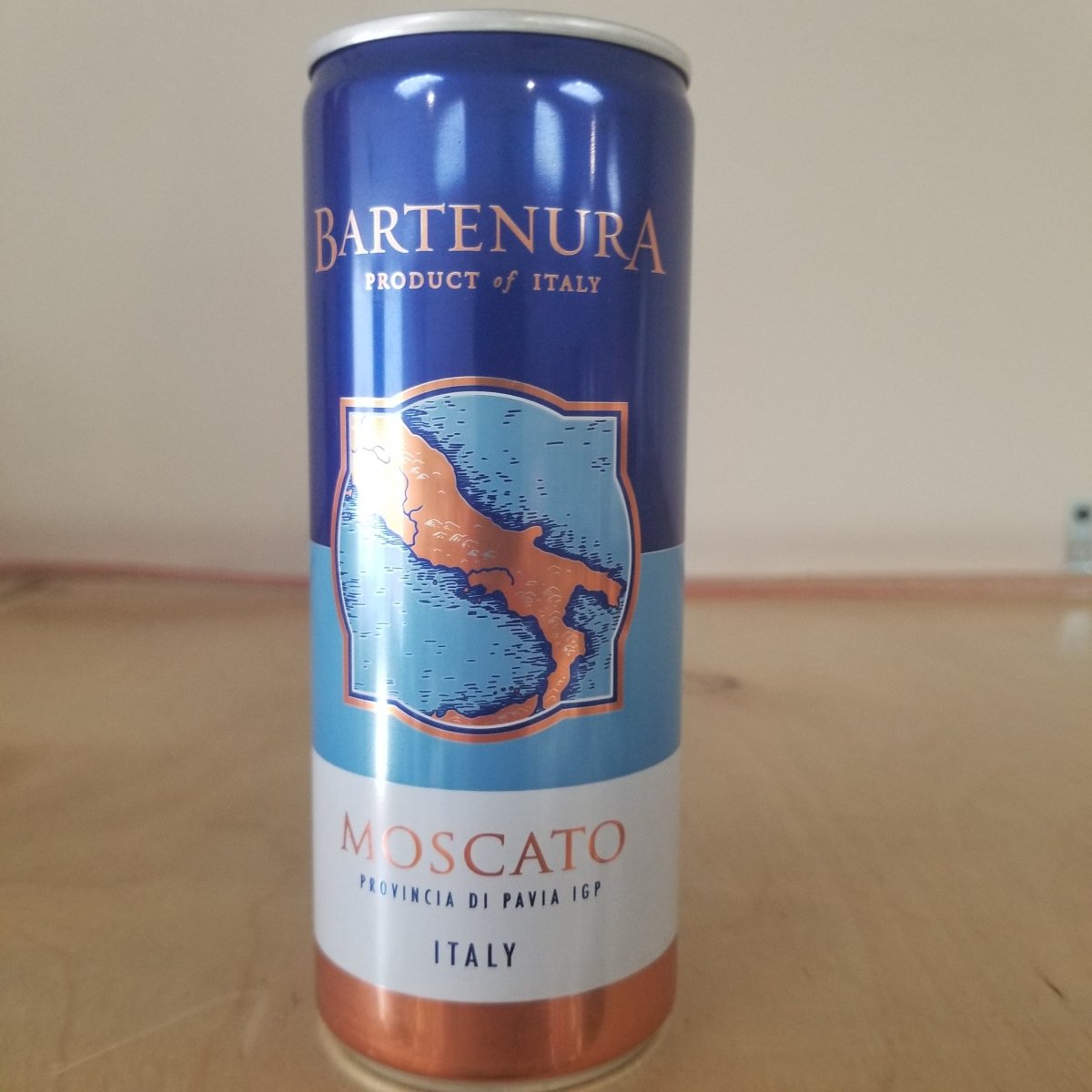 Bartenura Moscato Cans 250ml (Kosher for Passover/Mevushal) - Sip &amp; Say