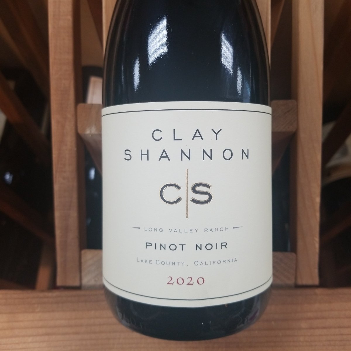 Clay Shannon Pinot Noir 750ml - Sip &amp; Say