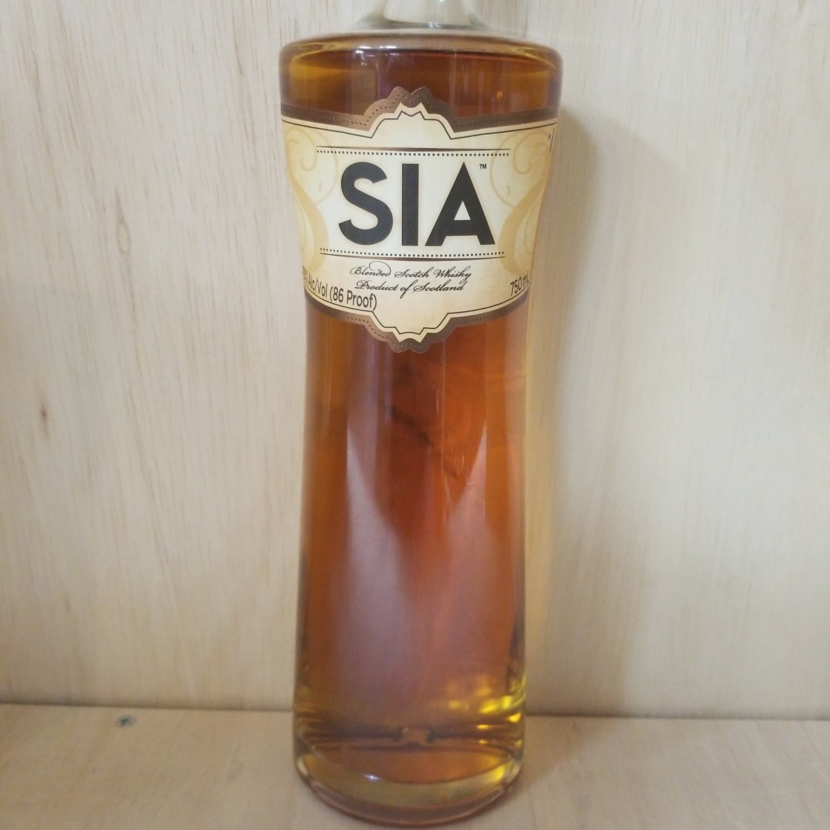 Sia Blended Scotch 750ml - Sip &amp; Say