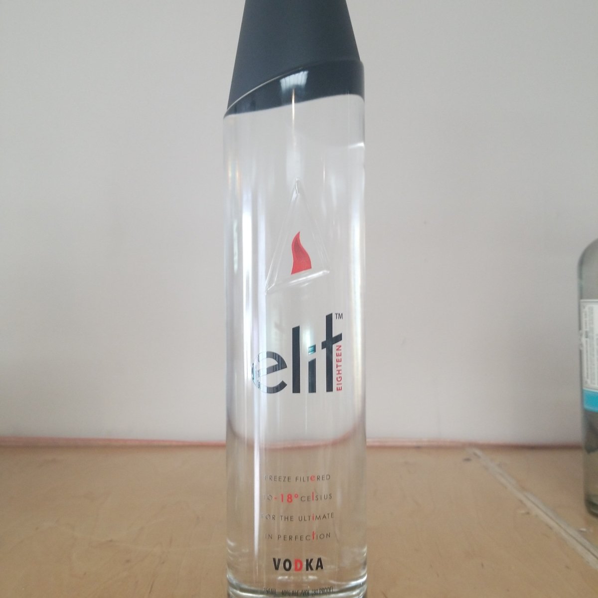 Stolichnaya Elite Vodka 375ml - Sip & Say