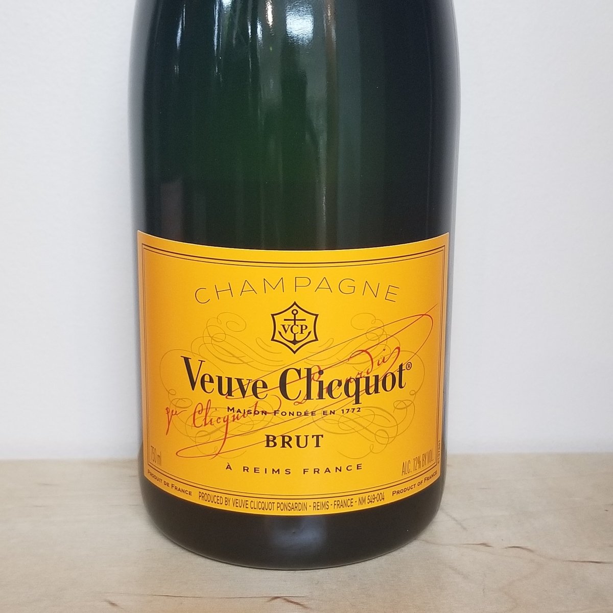Veuve Clicquot Brut Champagne 375ml - Sip &amp; Say